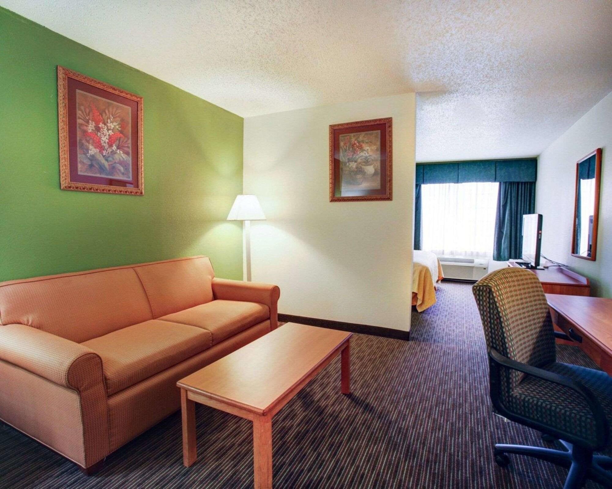 Quality Inn & Suites Airport オースティン エクステリア 写真