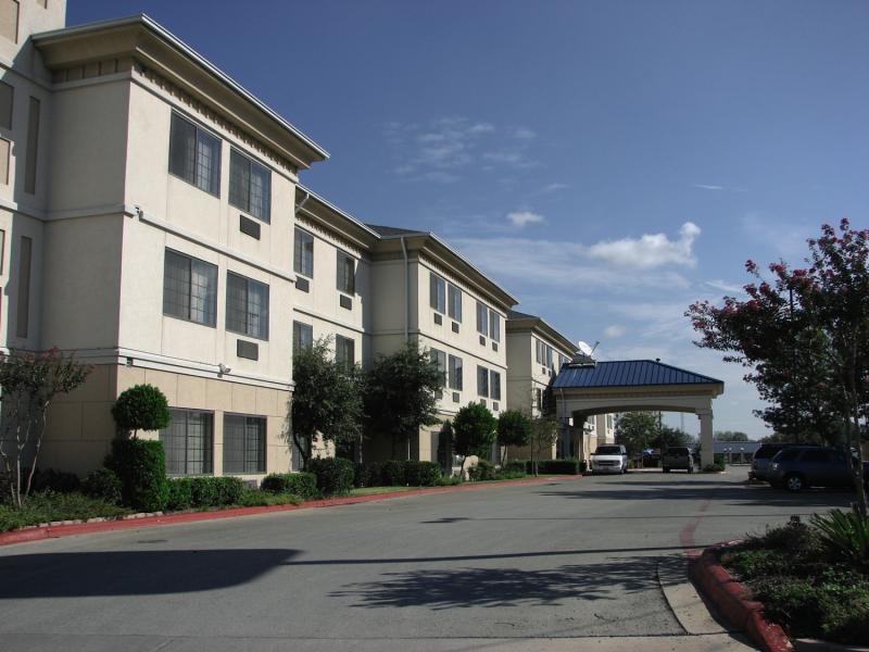 Quality Inn & Suites Airport オースティン エクステリア 写真